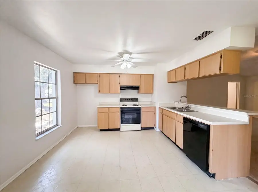 5720 Kneeland Lane, Tampa, FL 33625 - #2