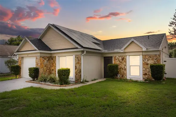 327 N Cervidae Drive, APOPKA, FL 32703