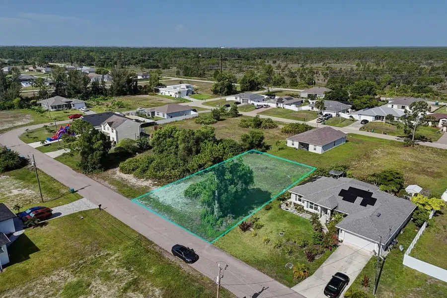 3912 NE 9th Avenue, Cape Coral, FL 33909 - #3