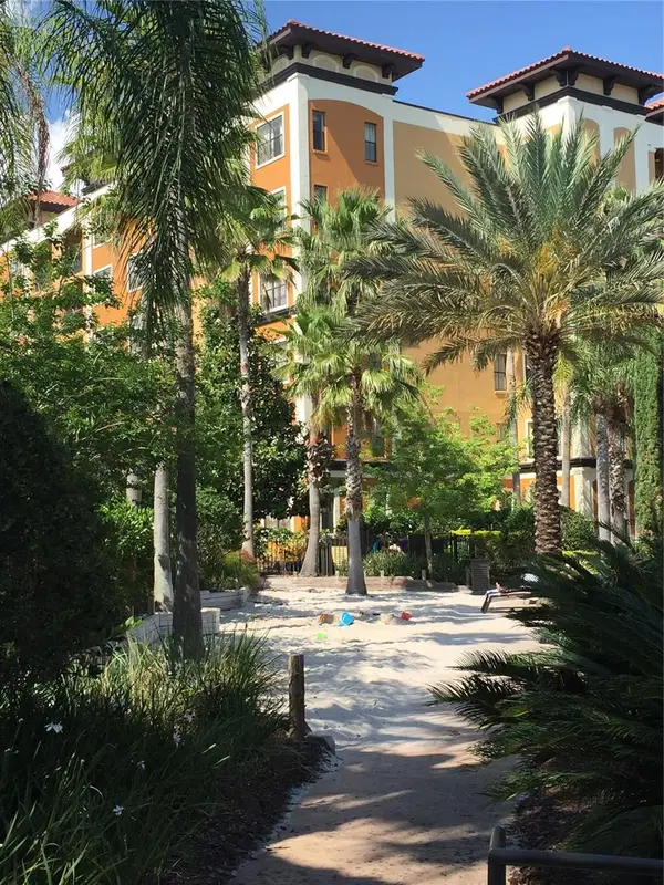 12539 Floridays Resort Drive #402D, ORLANDO, FL 32821