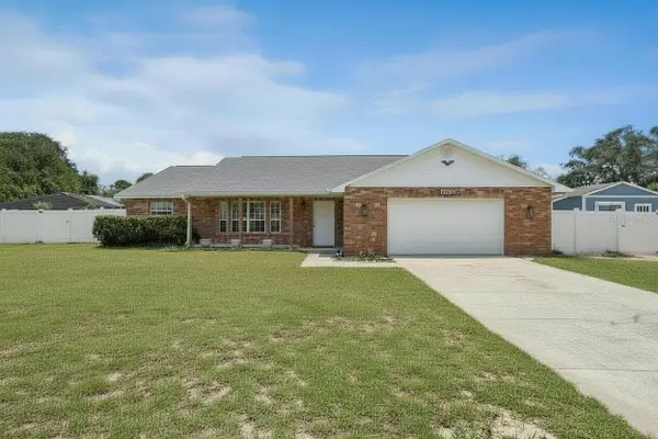 33312 Green Road, LEESBURG, FL 34788