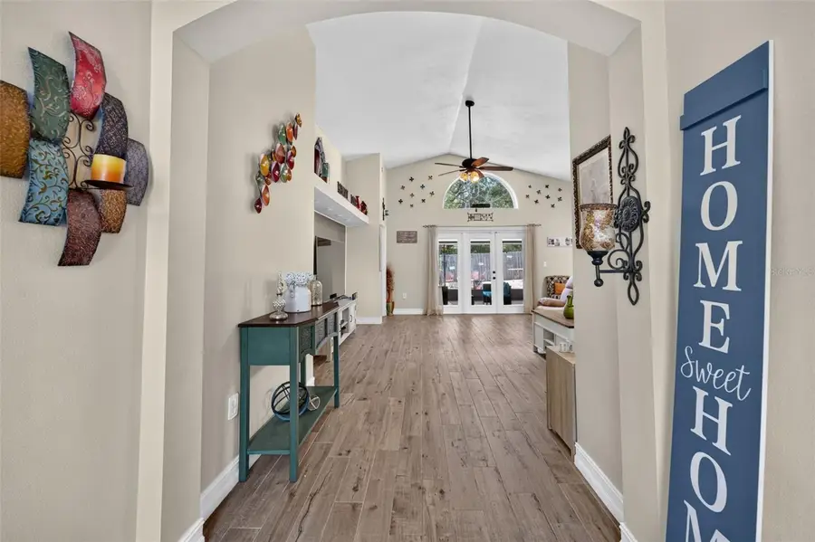 160 Easton Circle, Oviedo, FL 32765 - #3