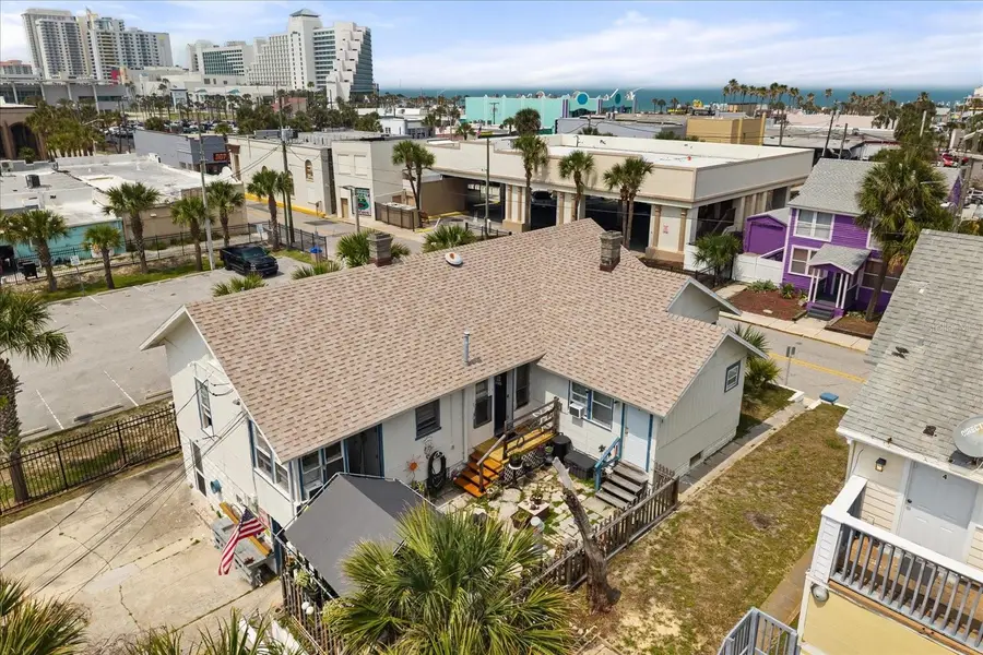 16 S Grandview Avenue, Daytona Beach, FL 32118 - #2