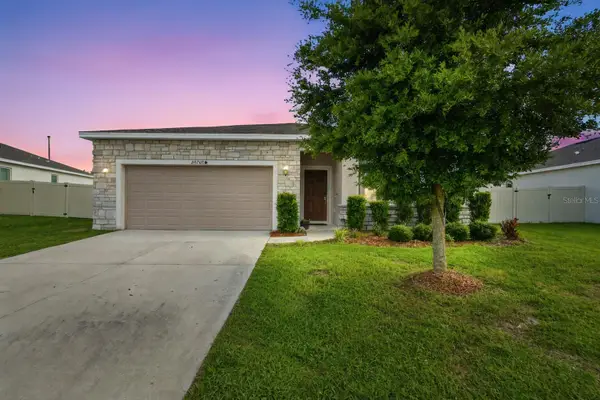 24409 Sunnys Halo Way, SORRENTO, FL 32776