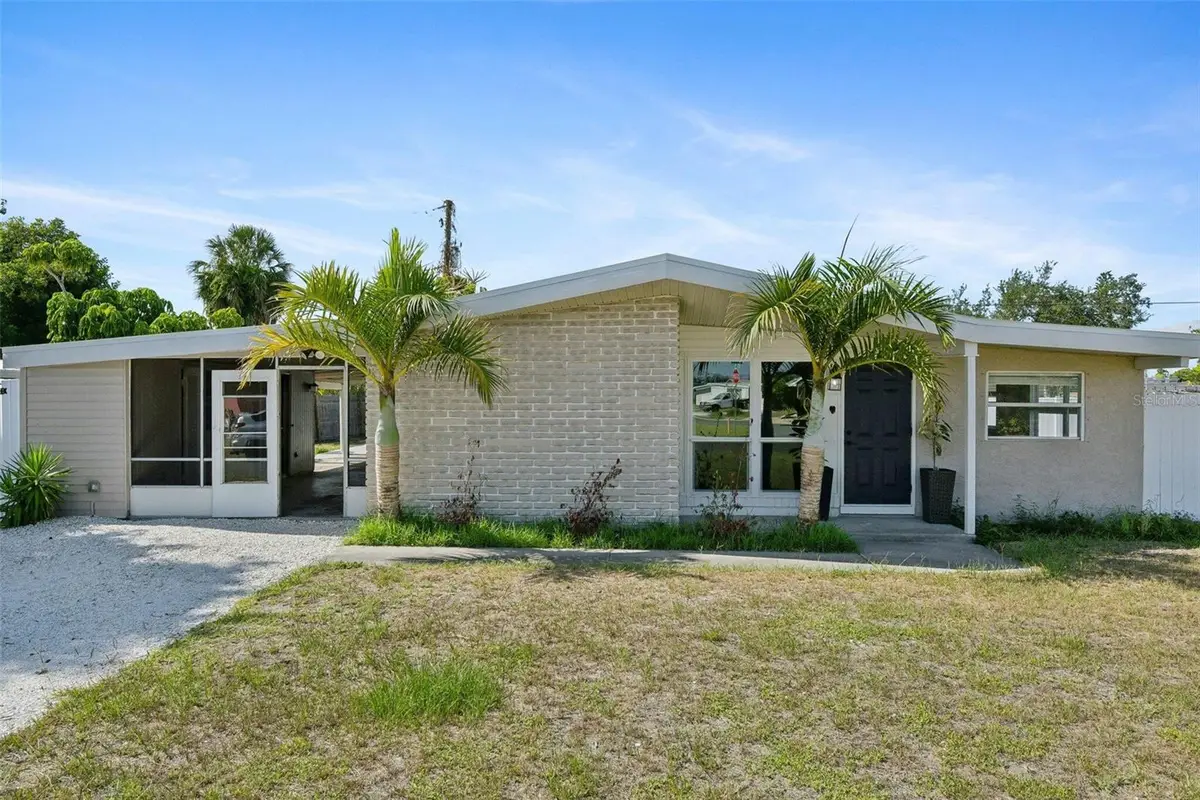 2416 Emory Avenue, Bradenton, FL 34207 - #1