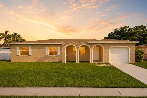 10894 Granite Street, BOCA RATON, FL 33428