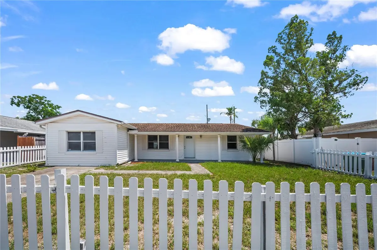 405 N Hawthorn Circle, Winter Springs, FL 32708 - #1