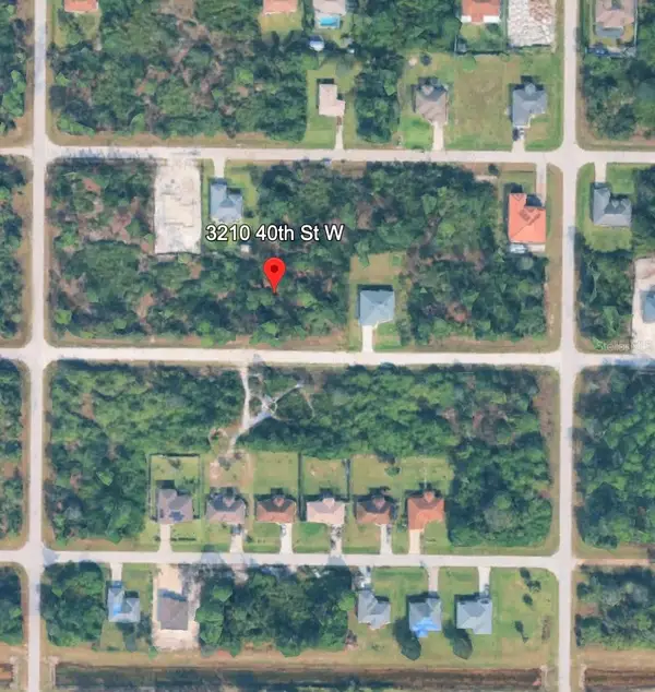 3210 40th Street W, LEHIGH ACRES, FL 33971