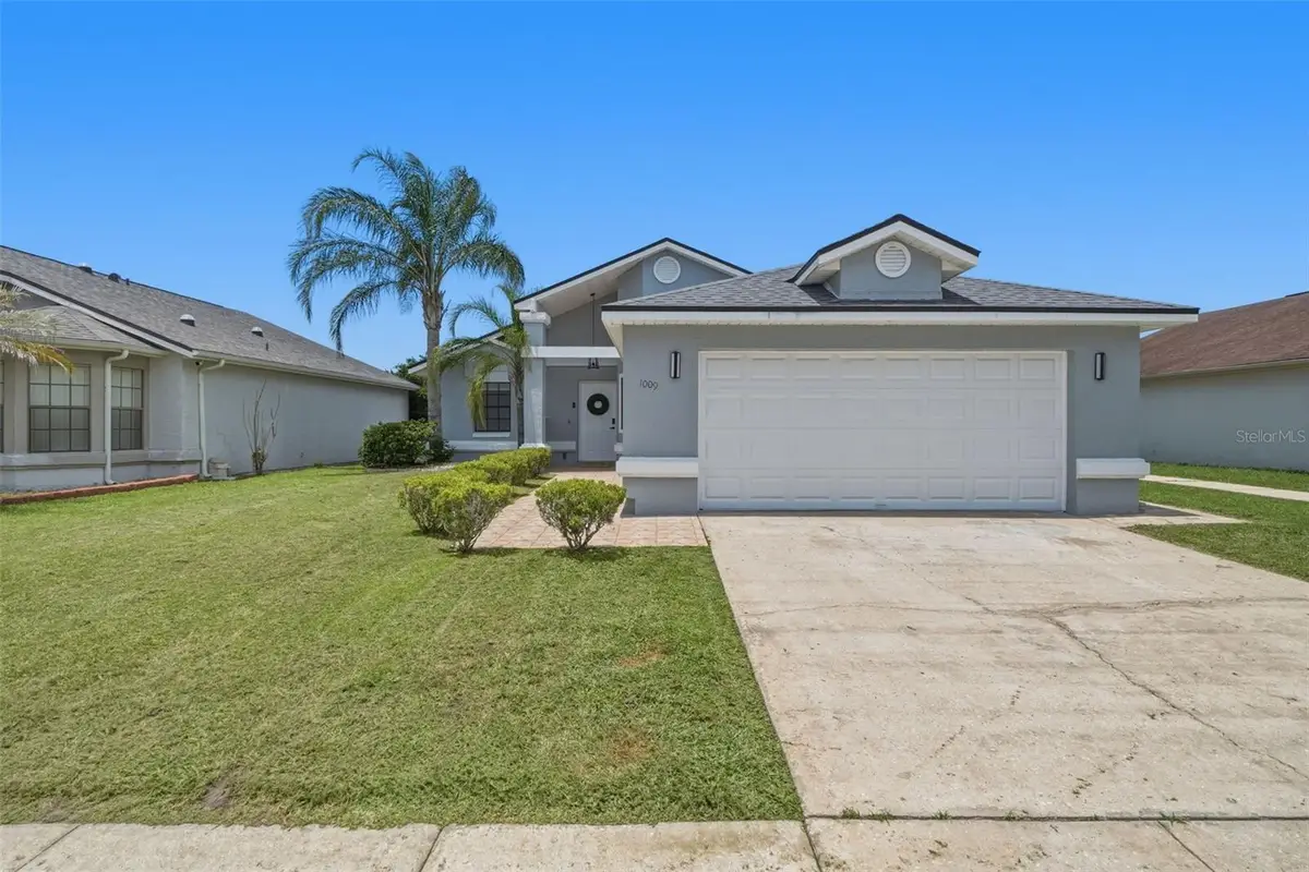 1009 Whalebone Bay Drive, Kissimmee, FL 34741 - #1