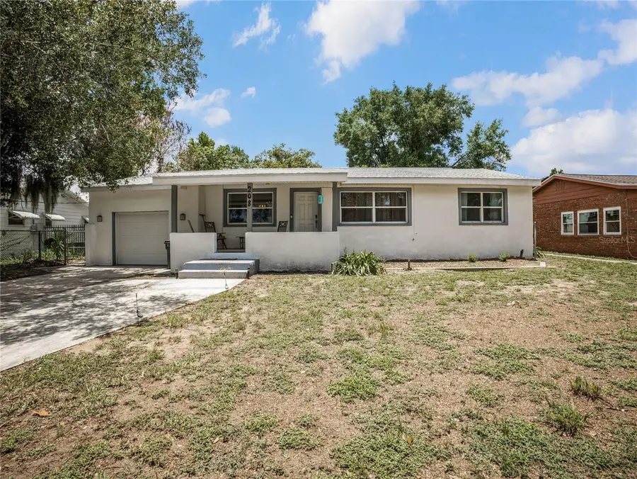 208 E Winthrop Street, Avon Park, FL 33825 - #2