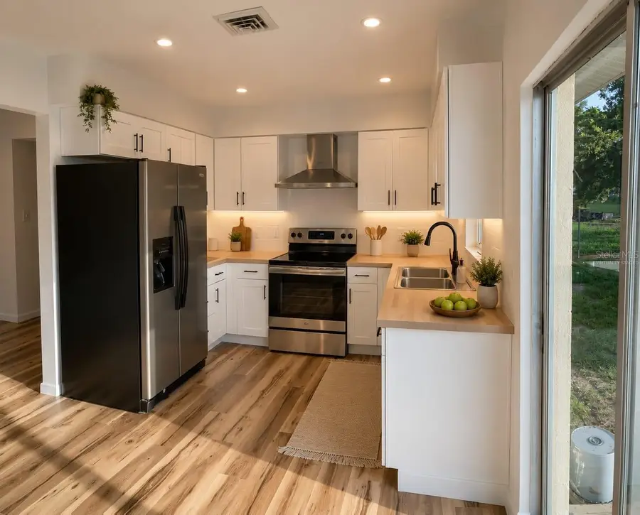 1051 Venetian Parkway, Venice, FL 34285 - #3
