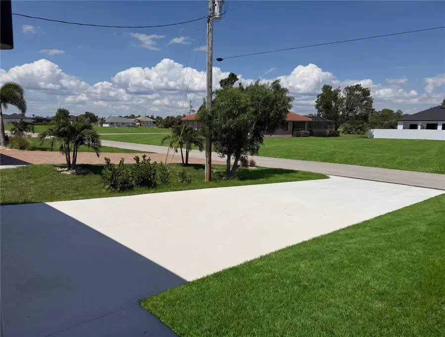 2725 Embers Parkway W, Cape Coral, FL 33993 - #2