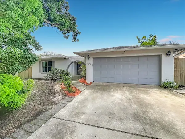 1523 Canterbury Circle, CASSELBERRY, FL 32707