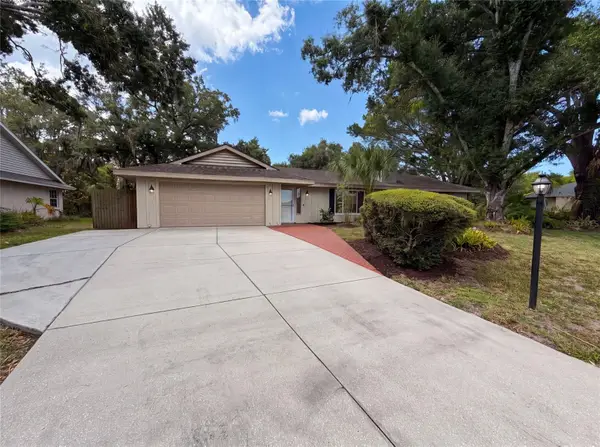 8028 Conservatory Circle, SARASOTA, FL 34243
