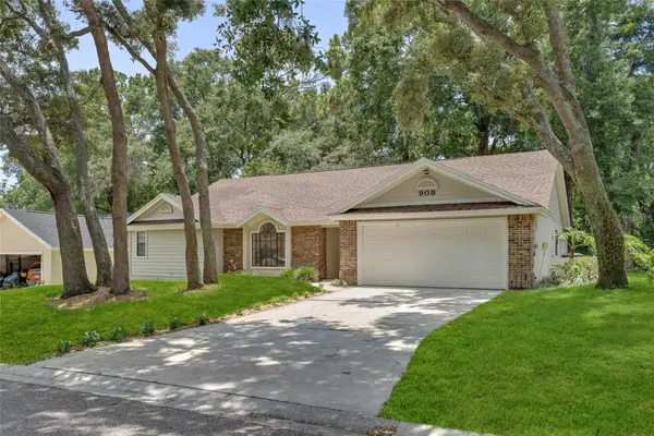908 Oakwood Cove, ALTAMONTE SPRINGS, FL 32714