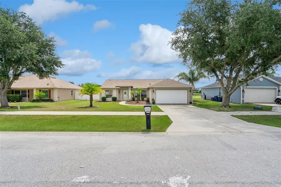 624 La Costa St, Minneola, FL 34715 - #3