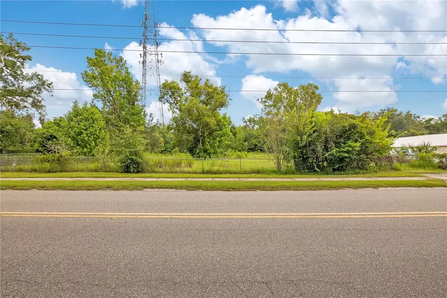 147 E Sandpiper Street, Apopka, FL 32712 - #3
