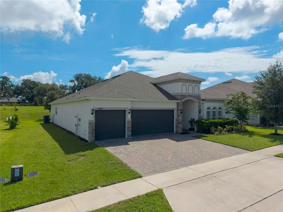 600 Avila Place, Howey In The Hills, FL 34737 - #2
