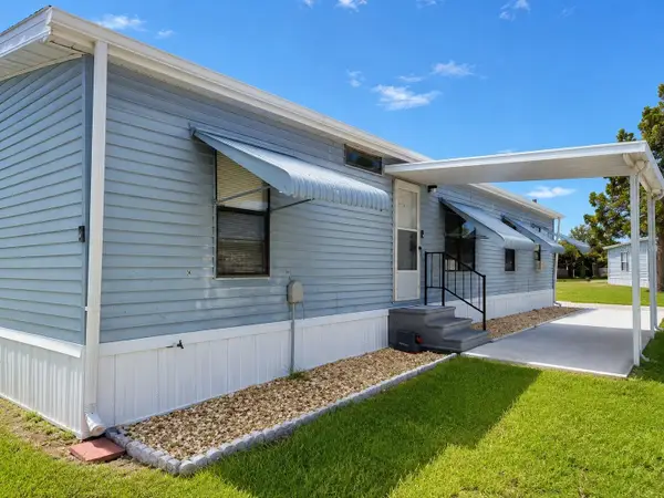 1990 Crystal Lane, ST CLOUD, FL 34769