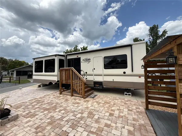 2856 NE 104th Avenue, SILVER SPRINGS, FL 34488