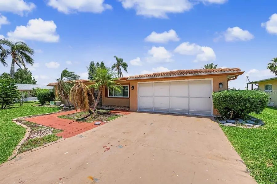 3837 Topsail Trail, New Port Richey, FL 34652 - #3
