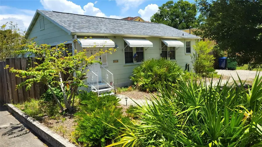 919 W Woodlawn Avenue, Tampa, FL 33603 - #2
