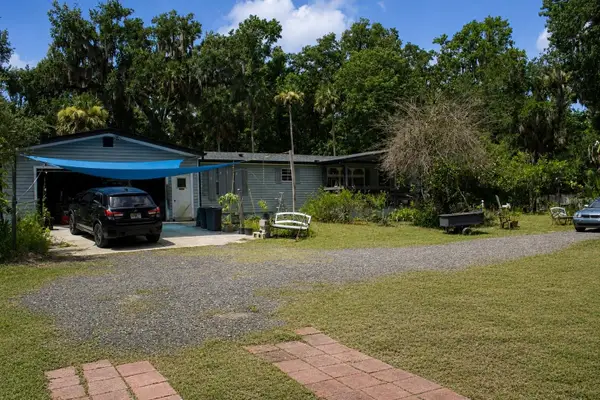 355 S Stacy Grove Rd , Road, OAK HILL, FL 32759
