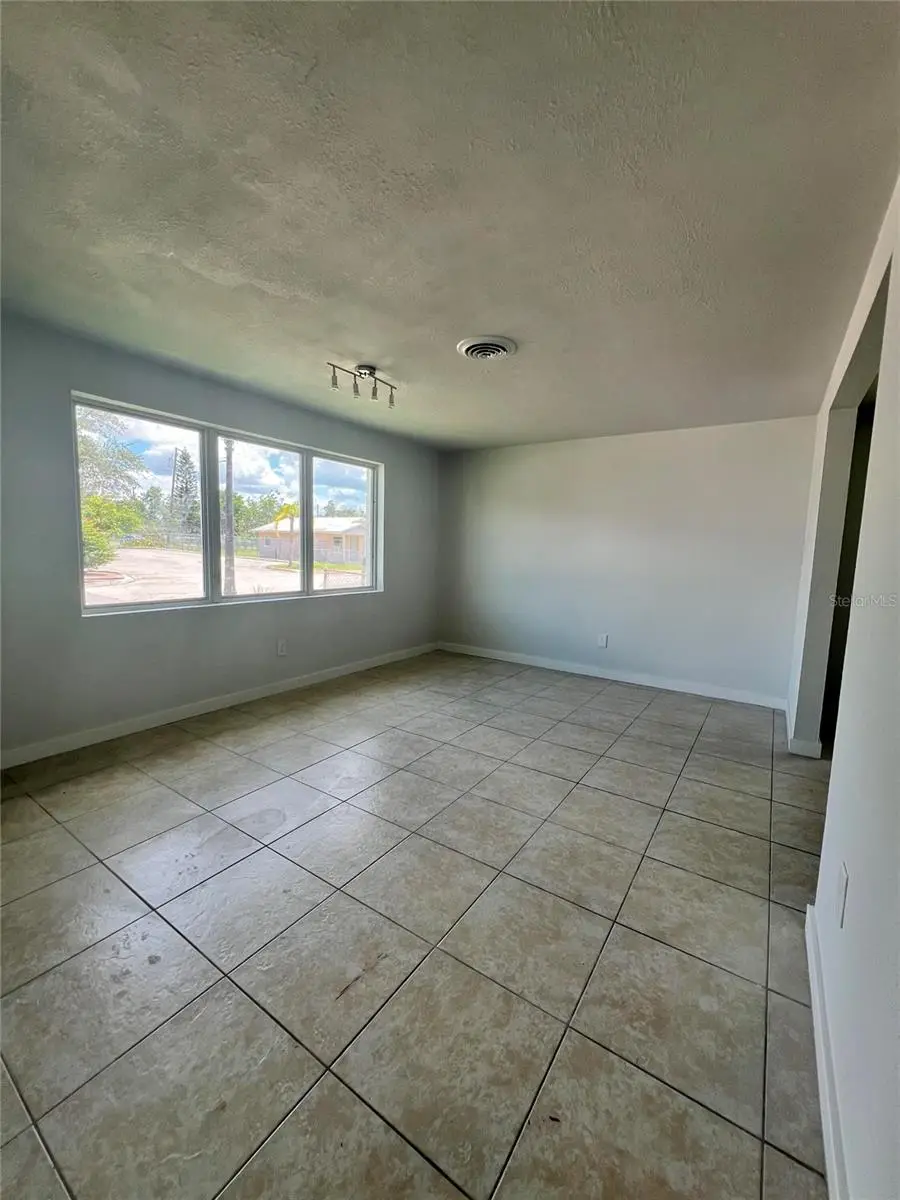 744 Lemon Avenue, Sebring, FL 33870 - #3