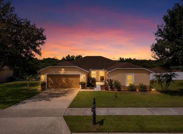 2388 Yellow Grass Court, APOPKA, FL 32712