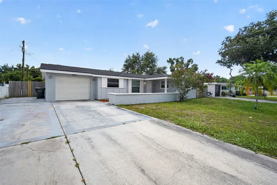 3834 Warren Ridge Street, Sarasota, FL 34233 - #2