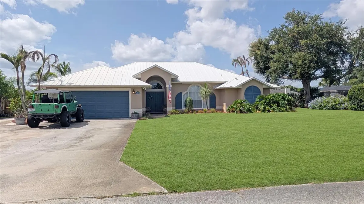 114 N 19th Circle Sw, Vero Beach, FL 32962 - #1