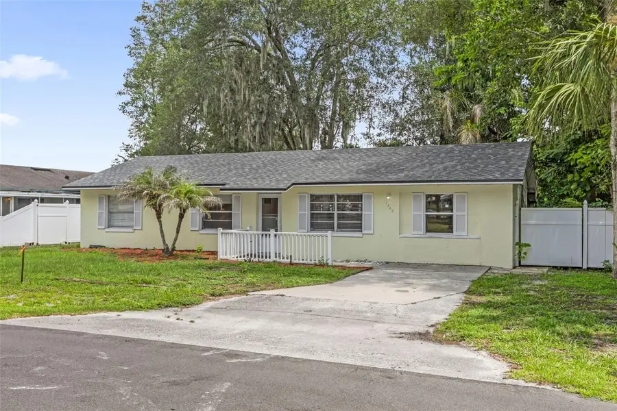 1349 E Wisconsin Avenue, Deland, FL 32724 - #2