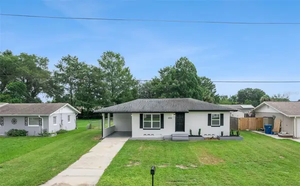 2230 SE 1st Street, ORANGE CITY, FL 32763