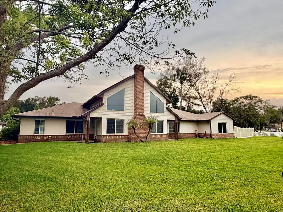 212 Pleasant Street, Lake Helen, FL 32744 - #2
