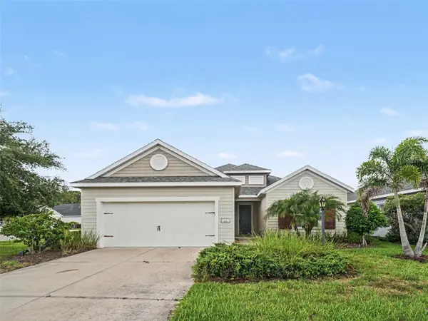 7521 Ridgelake Circle, BRADENTON, FL 34203