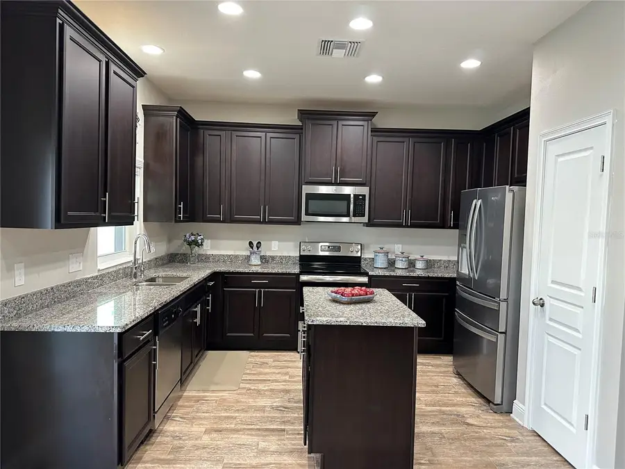 3313 W Walnut Street, Tampa, FL 33607 - #2