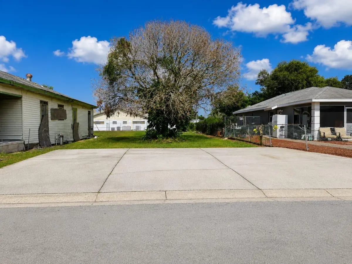 D Street, Lake Wales, FL 33853 - #1