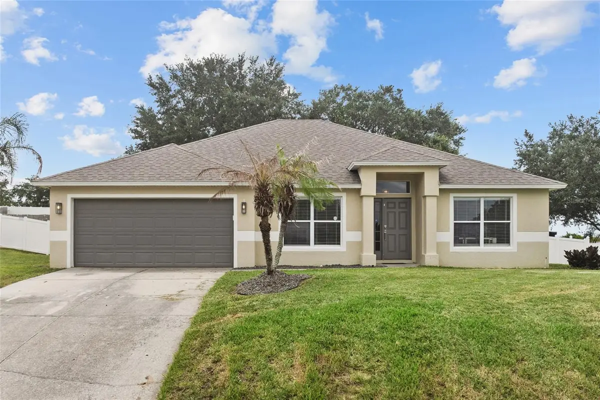 1128 Lakeview Oaks Drive, Minneola, FL 34715 - #1