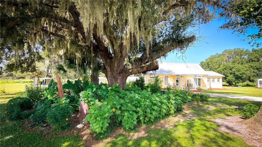 7820 SW 32nd Street, Bushnell, FL 33513 - #3