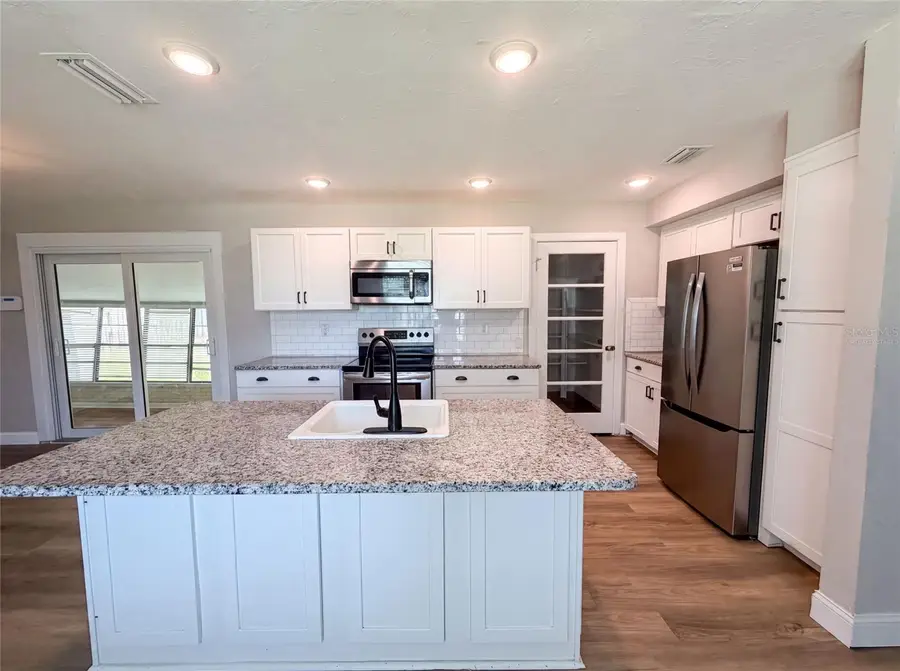 1521 W River Shore Way, Tampa, FL 33603 - #2