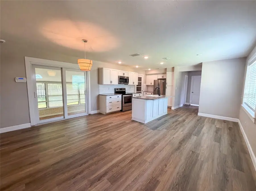 1521 W River Shore Way, Tampa, FL 33603 - #3
