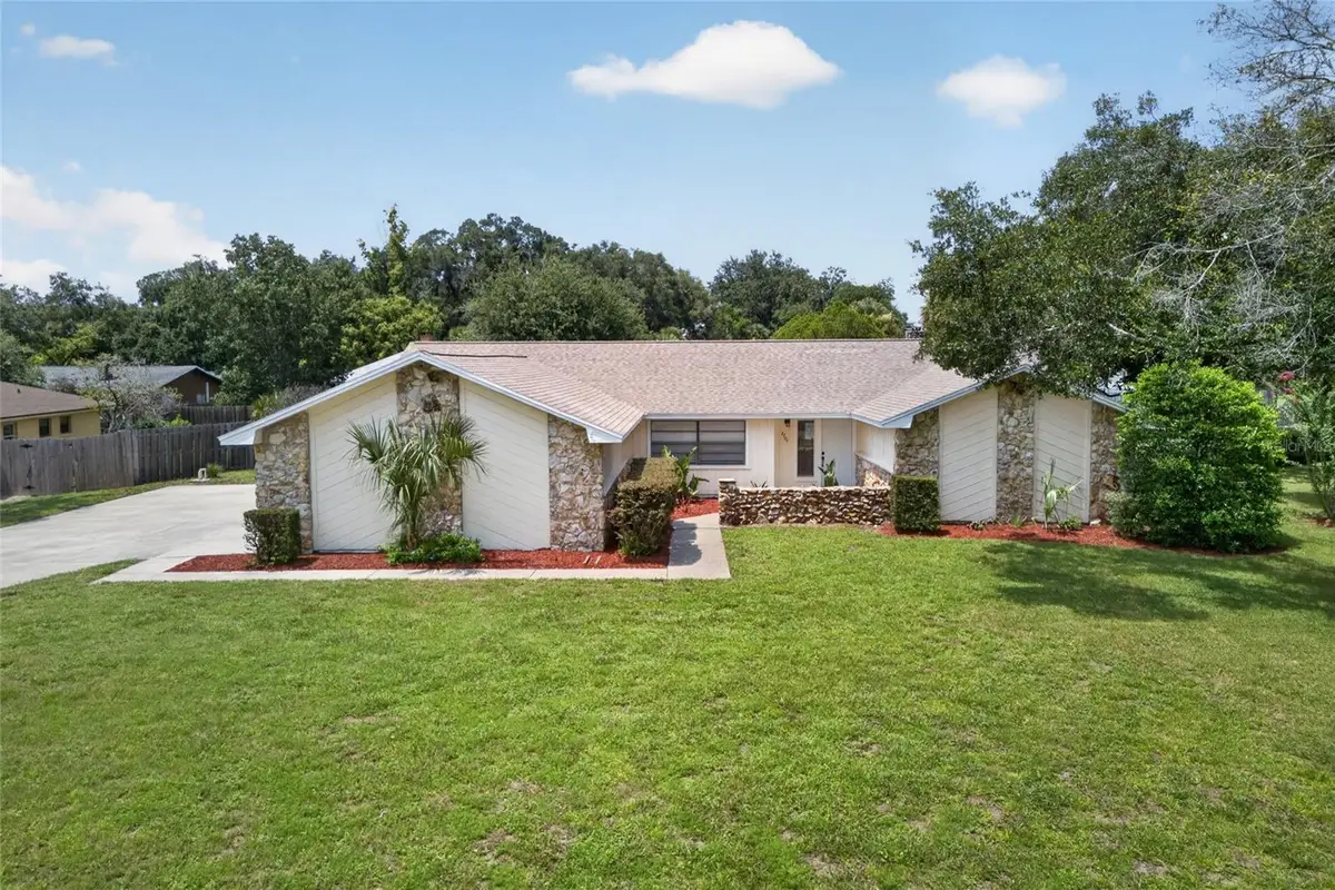 2704 Burgoyne Place, Deland, FL 32720 - #1