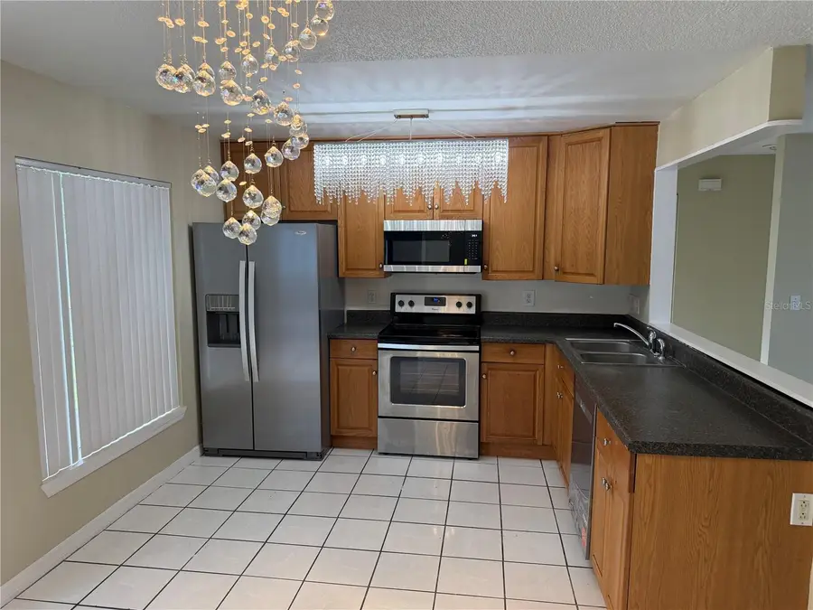 1069 Bridlewood Way, Brandon, FL 33511 - #3