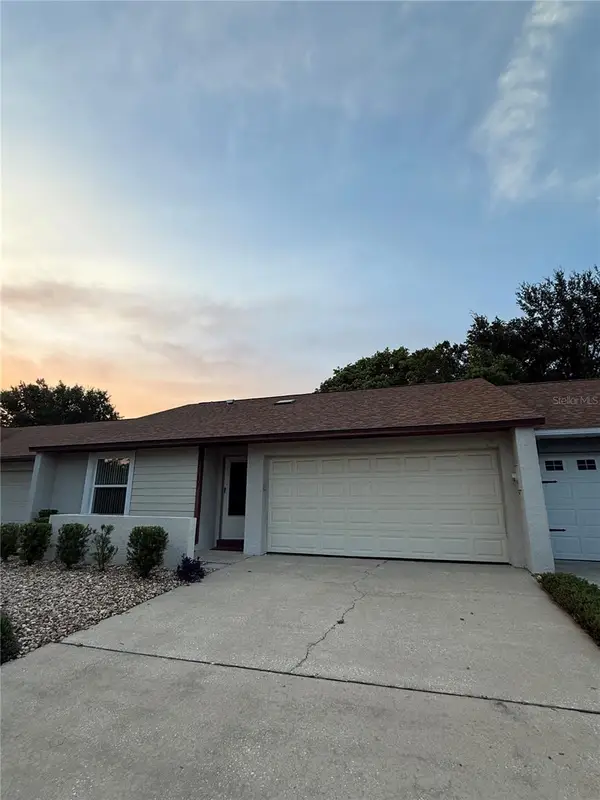 102 Edgewater Circle, SANFORD, FL 32773