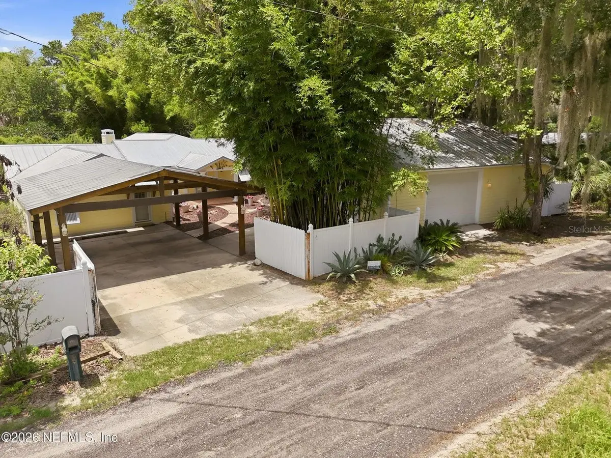 7932 Breezy Point Road W, Melrose, FL 32666 - #1