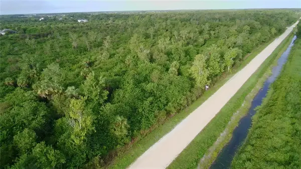 700 Shady Hollow Boulevard W, NAPLES, FL 34120