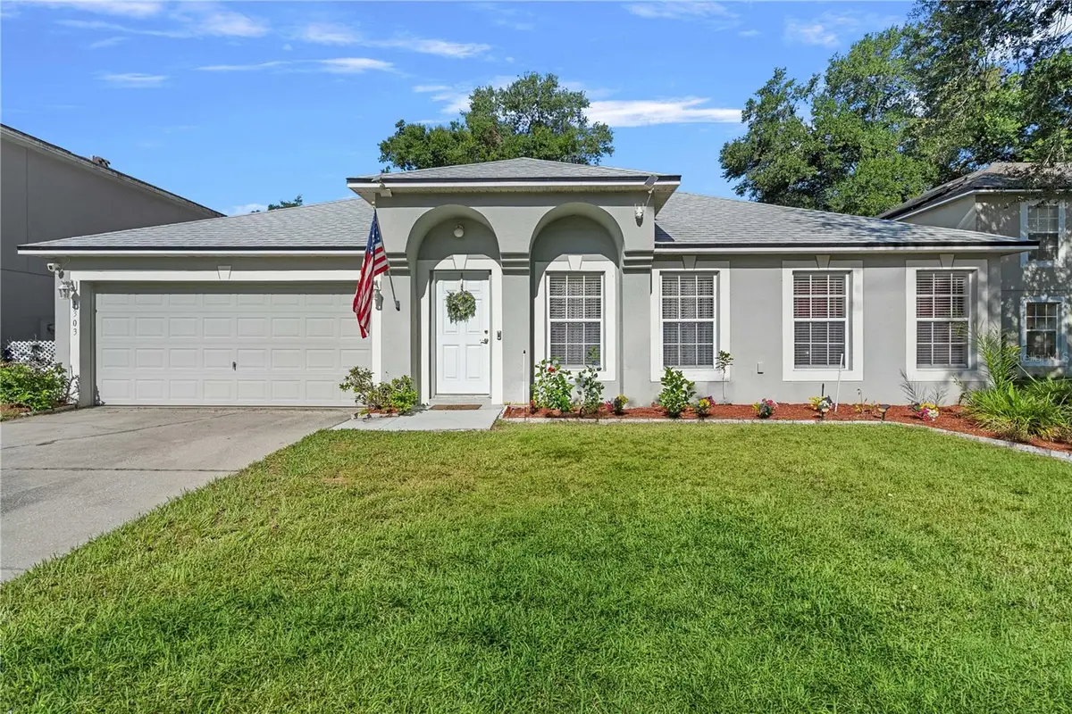 1303 Hawks Nest Avenue, Groveland, FL 34736 - #1