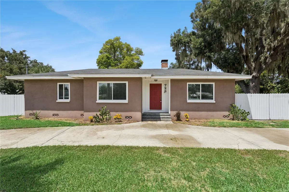 723 N Rockingham Avenue, Tavares, FL 32778 - #1