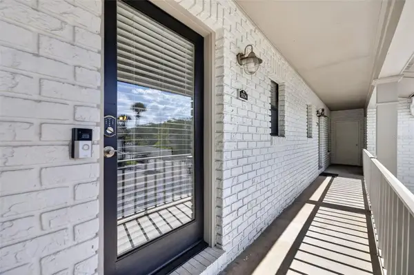 3004 Plaza Terrace Drive #3004, ORLANDO, FL 32803