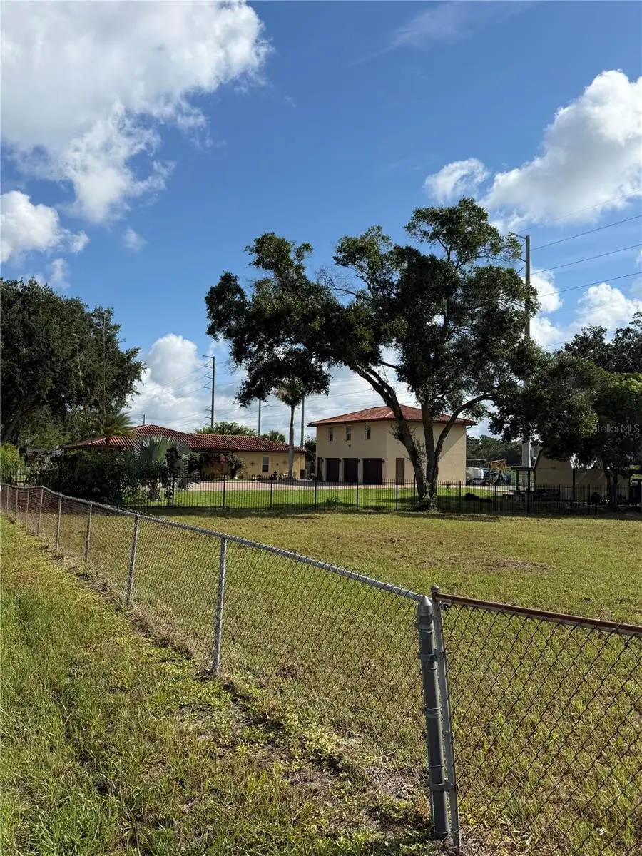 Econlockhatchee Trail S, Orlando, FL 32825 - #1